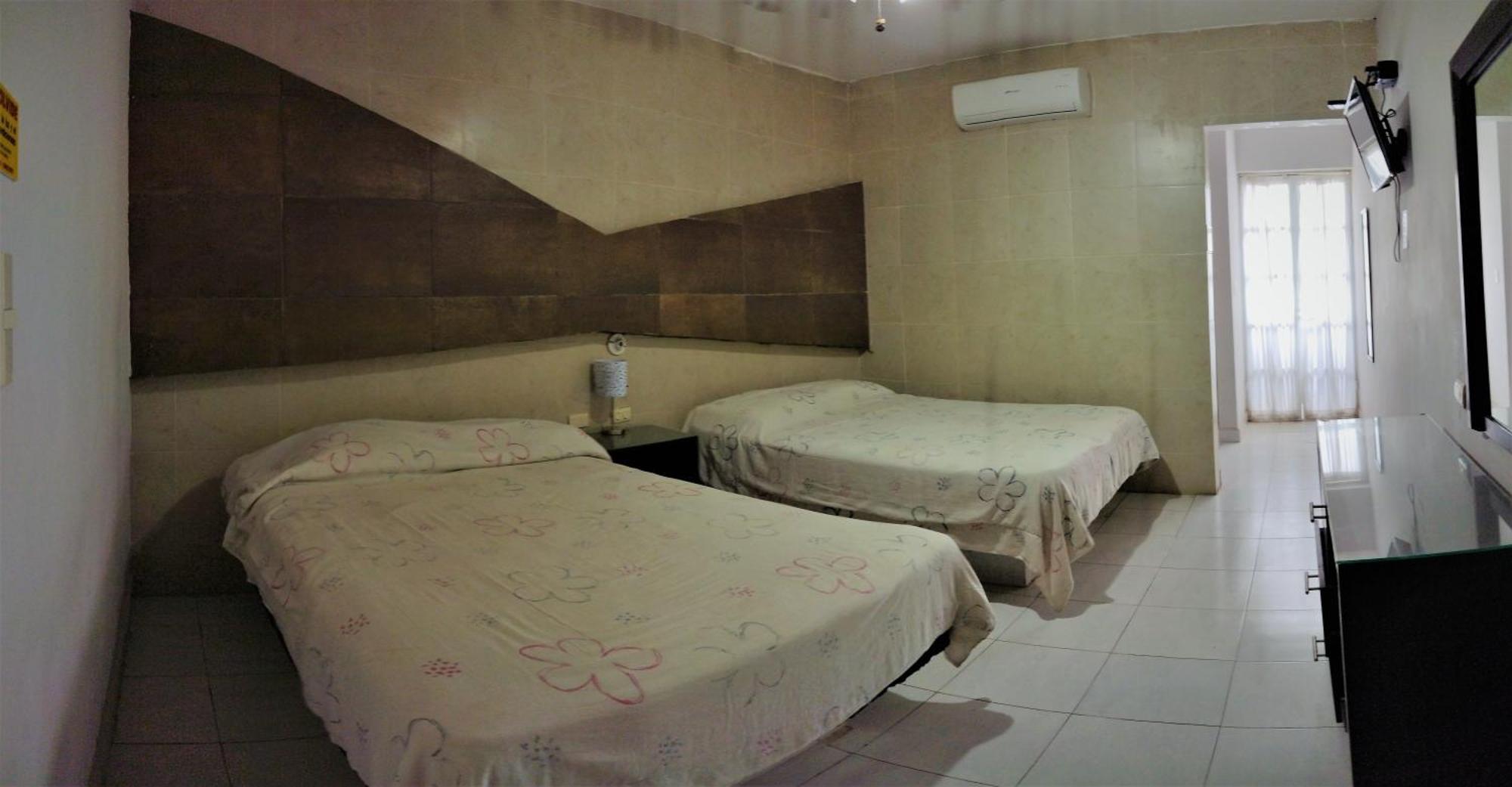 Laguna Inn Торреон Экстерьер фото